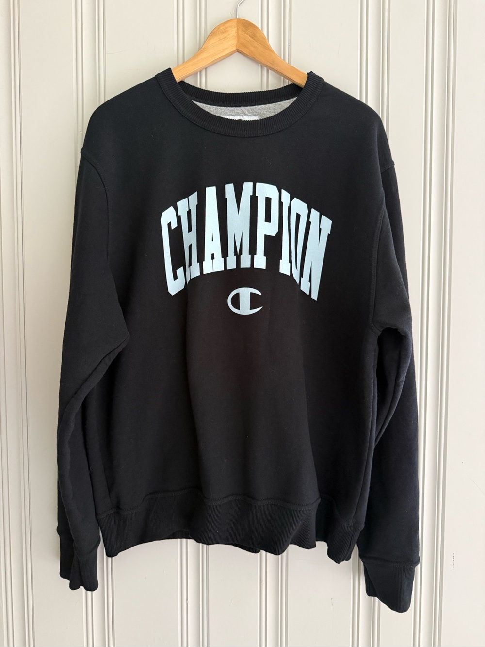 Champion Black Crewneck Sweatshirt